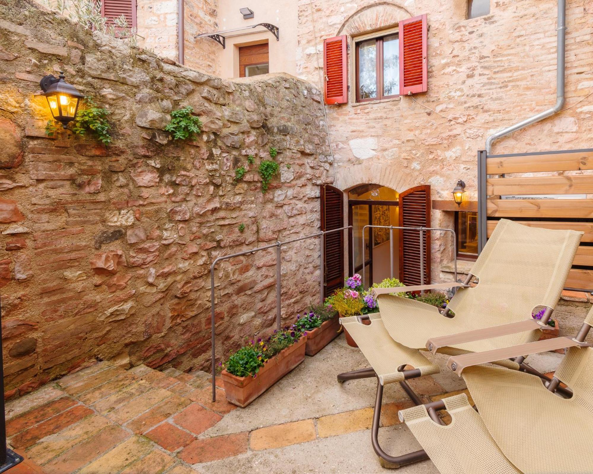Ferienwohnung La Piccola Corte Spello Exterior foto